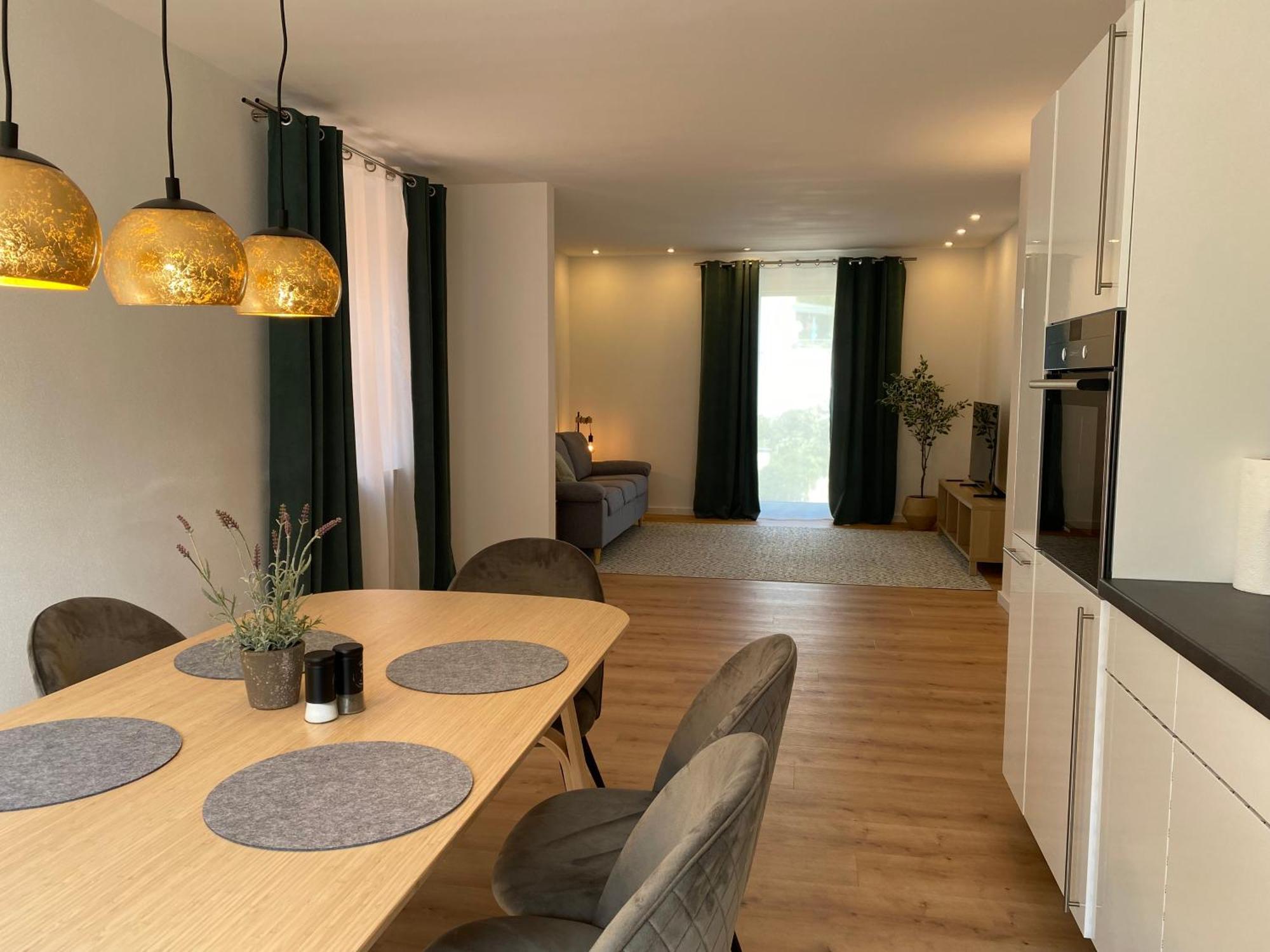 Modern Living Apartment - Naehe Krankenhaus, Altstadt, Bahnhof - 3-Zimmer アンベルク エクステリア 写真